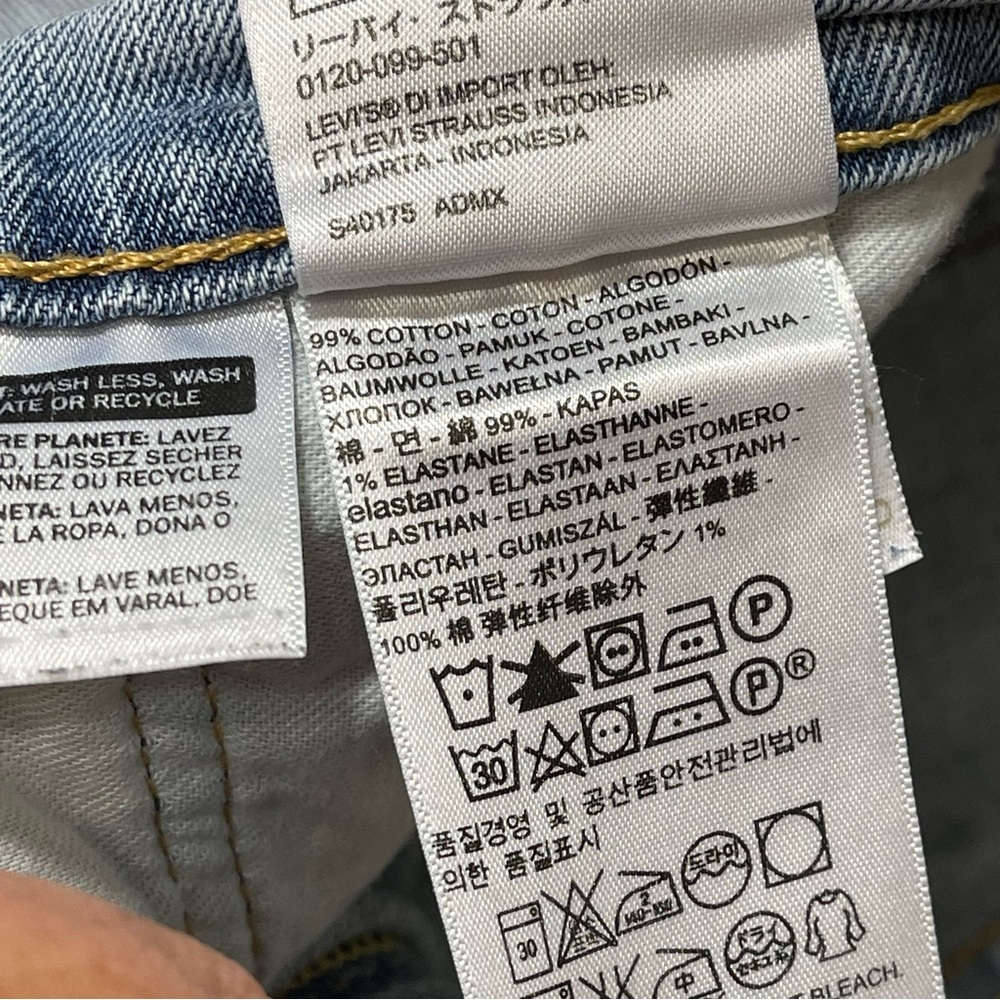 Men’s Levi's Blue Straight Jeans Classic Style W38 L34 - Picture 15 of 15